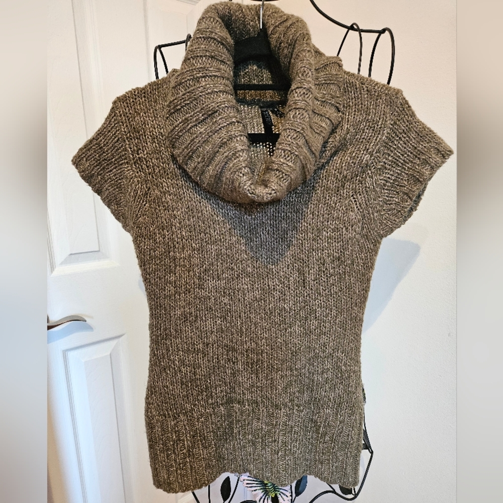Cowl Neck‎ Sweater